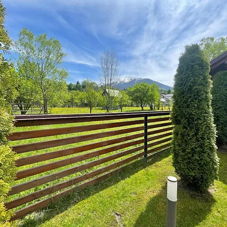 Casa Belvedere Pietrosu Gazde/Camere de închiriat *
